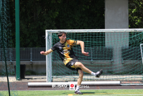 <a href="https://st.getinfootball.com/albums/1095622/68627e0f8f170_1920.jpg" target="_blank">Download original</a>