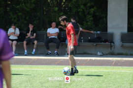 <a href="https://st.getinfootball.com/albums/1095625/68627e5bf1073_1920.jpg" target="_blank">Download original</a>