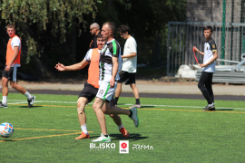 <a href="https://st.getinfootball.com/albums/1095626/68627edbb2a54_1920.jpg" target="_blank">Download original</a>