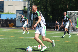 <a href="https://st.getinfootball.com/albums/1095626/68627f05e0c9f_1920.jpg" target="_blank">Download original</a>