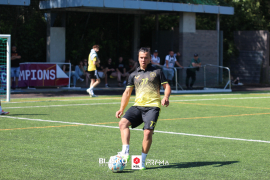 <a href="https://st.getinfootball.com/albums/1095628/6862829646bf5_1920.jpg" target="_blank">Download original</a>