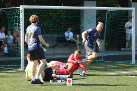 <a href="https://st.getinfootball.com/albums/1095629/6862818a5ba5f_1920.jpg" target="_blank">Download original</a>