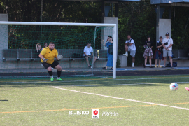 <a href="https://st.getinfootball.com/albums/1095629/686282bb6a495_1920.jpg" target="_blank">Download original</a>