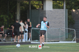 <a href="https://st.getinfootball.com/albums/1095631/686280e50bf1e_1920.jpg" target="_blank">Download original</a>