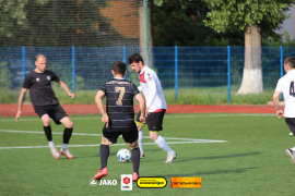 <a href="https://st.getinfootball.com/albums/1095680/68640576196b4_1920.jpg" target="_blank">Завантажити оригінал</a>
