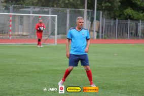 <a href="https://st.getinfootball.com/albums/1095687/68640c6a62438_1920.jpg" target="_blank">Завантажити оригінал</a>