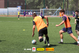 <a href="https://st.getinfootball.com/albums/1095806/686be0c9d8df9_1920.jpg" target="_blank">Завантажити оригінал</a>