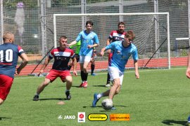 <a href="https://st.getinfootball.com/albums/1095822/686be830c24d1_1920.jpg" target="_blank">Завантажити оригінал</a>