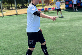 <a href="https://st.getinfootball.com/albums/1095892/68727f4818de6_1920.jpeg" target="_blank">Завантажити оригінал</a>