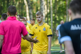 <a href="https://st.getinfootball.com/albums/1095906/68750cb3eeeb3_1920.jpg" target="_blank">Завантажити оригінал</a>