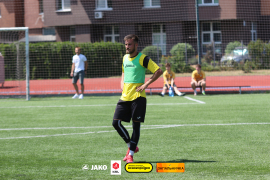 <a href="https://st.getinfootball.com/albums/1095912/68750df423a0d_1920.jpg" target="_blank">Завантажити оригінал</a>