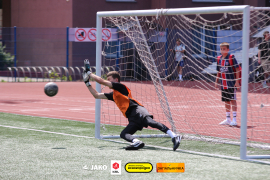 <a href="https://st.getinfootball.com/albums/1095943/68762560ba303_1920.jpg" target="_blank">Завантажити оригінал</a>