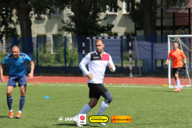 <a href="https://st.getinfootball.com/albums/1095944/6876247510327_1920.jpg" target="_blank">Завантажити оригінал</a>
