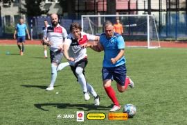 <a href="https://st.getinfootball.com/albums/1095944/68762522f2762_1920.jpg" target="_blank">Завантажити оригінал</a>