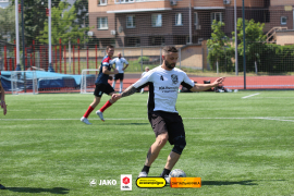 <a href="https://st.getinfootball.com/albums/1095954/687629022a5b7_1920.jpg" target="_blank">Завантажити оригінал</a>