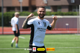 <a href="https://st.getinfootball.com/albums/1095954/687629b983c2a_1920.jpg" target="_blank">Завантажити оригінал</a>