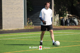 <a href="https://st.getinfootball.com/albums/1095976/6877d18c62a12_1920.jpg" target="_blank">Download original</a>