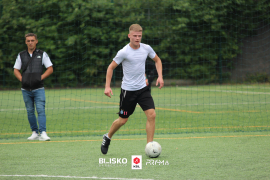 <a href="https://st.getinfootball.com/albums/1095979/6877d659261b1_1920.jpg" target="_blank">Download original</a>