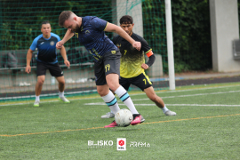 <a href="https://st.getinfootball.com/albums/1095983/6877dca42add3_1920.jpg" target="_blank">Download original</a>