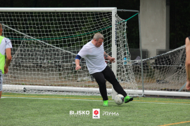 <a href="https://st.getinfootball.com/albums/1095985/6877defcbdeb5_1920.jpg" target="_blank">Download original</a>