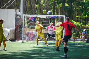 <a href="https://st.getinfootball.com/albums/1096005/6879517bcd6e0_1920.jpg" target="_blank">Завантажити оригінал</a>