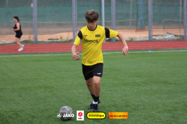<a href="https://st.getinfootball.com/albums/1096052/687e751e03bdf_1920.jpg" target="_blank">Завантажити оригінал</a>