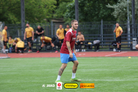 <a href="https://st.getinfootball.com/albums/1096074/687f3faaafa83_1920.jpg" target="_blank">Завантажити оригінал</a>