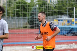 <a href="https://st.getinfootball.com/albums/1096084/687f437e4bb3e_1920.jpg" target="_blank">Завантажити оригінал</a>