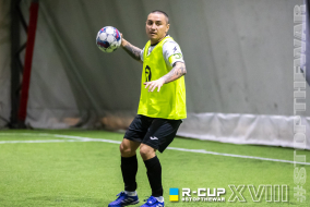 <a href="https://st.getinfootball.com/albums/1096123/6882390010281_1920.jpg" target="_blank">Завантажити оригінал</a>
