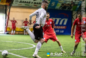 <a href="https://st.getinfootball.com/albums/1096131/6882854260149_1920.jpg" target="_blank">Завантажити оригінал</a>