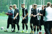 <a href="https://st.getinfootball.com/albums/1096150/6882974290f13_1920.jpg" target="_blank">Завантажити оригінал</a>