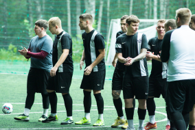 <a href="https://st.getinfootball.com/albums/1096150/6882974290f13_1920.jpg" target="_blank">Завантажити оригінал</a>