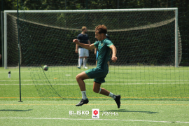 <a href="https://st.getinfootball.com/albums/1096153/6882cabbba348_1920.jpg" target="_blank">Download original</a>
