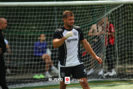 <a href="https://st.getinfootball.com/albums/1096154/6882cba8b2d8c_1920.jpg" target="_blank">Download original</a>