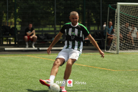 <a href="https://st.getinfootball.com/albums/1096157/6882ced7aae85_1920.jpg" target="_blank">Download original</a>
