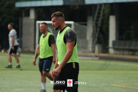 <a href="https://st.getinfootball.com/albums/1096158/6882d00d76a0f_1920.jpg" target="_blank">Download original</a>