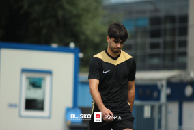 <a href="https://st.getinfootball.com/albums/1096159/6882d17098dd7_1920.jpg" target="_blank">Download original</a>