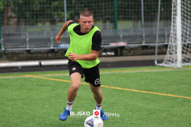 <a href="https://st.getinfootball.com/albums/1096160/6882d2772beb1_1920.jpg" target="_blank">Download original</a>