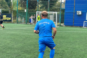 <a href="https://st.getinfootball.com/albums/1096168/6884ea2e3b0dc_1920.jpeg" target="_blank">Завантажити оригінал</a>