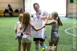 <a href="https://st.getinfootball.com/albums/1096175/688771761b3cb_1920.jpg" target="_blank">Завантажити оригінал</a>