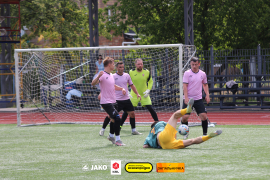 <a href="https://st.getinfootball.com/albums/1096180/688782b105502_1920.jpg" target="_blank">Завантажити оригінал</a>
