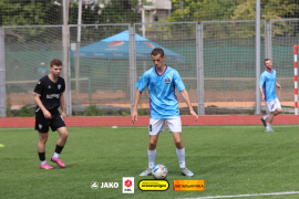 <a href="https://st.getinfootball.com/albums/1096181/6887835009e41_1920.jpg" target="_blank">Завантажити оригінал</a>