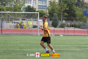 <a href="https://st.getinfootball.com/albums/1096182/688784156f210_1920.jpg" target="_blank">Завантажити оригінал</a>