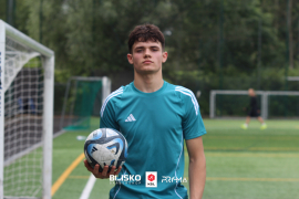 <a href="https://st.getinfootball.com/albums/1096284/688de86928a93_1920.jpg" target="_blank">Download original</a>