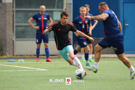 <a href="https://st.getinfootball.com/albums/1096285/688de7d4b1a40_1920.jpg" target="_blank">Download original</a>