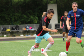 <a href="https://st.getinfootball.com/albums/1096285/688de867055b6_1920.jpg" target="_blank">Download original</a>