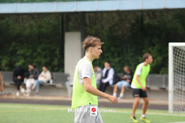 <a href="https://st.getinfootball.com/albums/1096287/688de9c44aabb_1920.jpg" target="_blank">Download original</a>