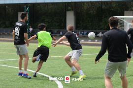 <a href="https://st.getinfootball.com/albums/1096290/688dee63a9f1e_1920.jpg" target="_blank">Download original</a>