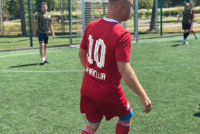 <a href="https://st.getinfootball.com/albums/1096297/688e17b2beb04_1920.jpeg" target="_blank">Завантажити оригінал</a>