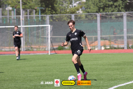 <a href="https://st.getinfootball.com/albums/1096303/6890833759a03_1920.jpg" target="_blank">Завантажити оригінал</a>
